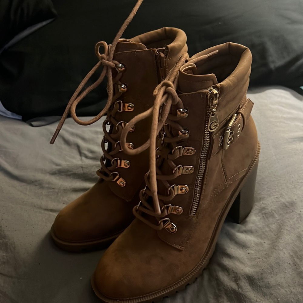 Guess Womens Shoes Jaylee Lace Up Boots Size 7 tan